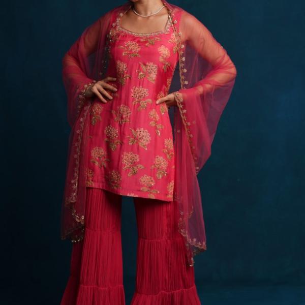 RANI PINK KURTI SHARARA DUPATTA SET